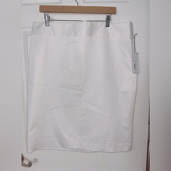 Liz Claiborne Chic White Pencil Skirt for Women NWT 16 - Picture 1 of 4